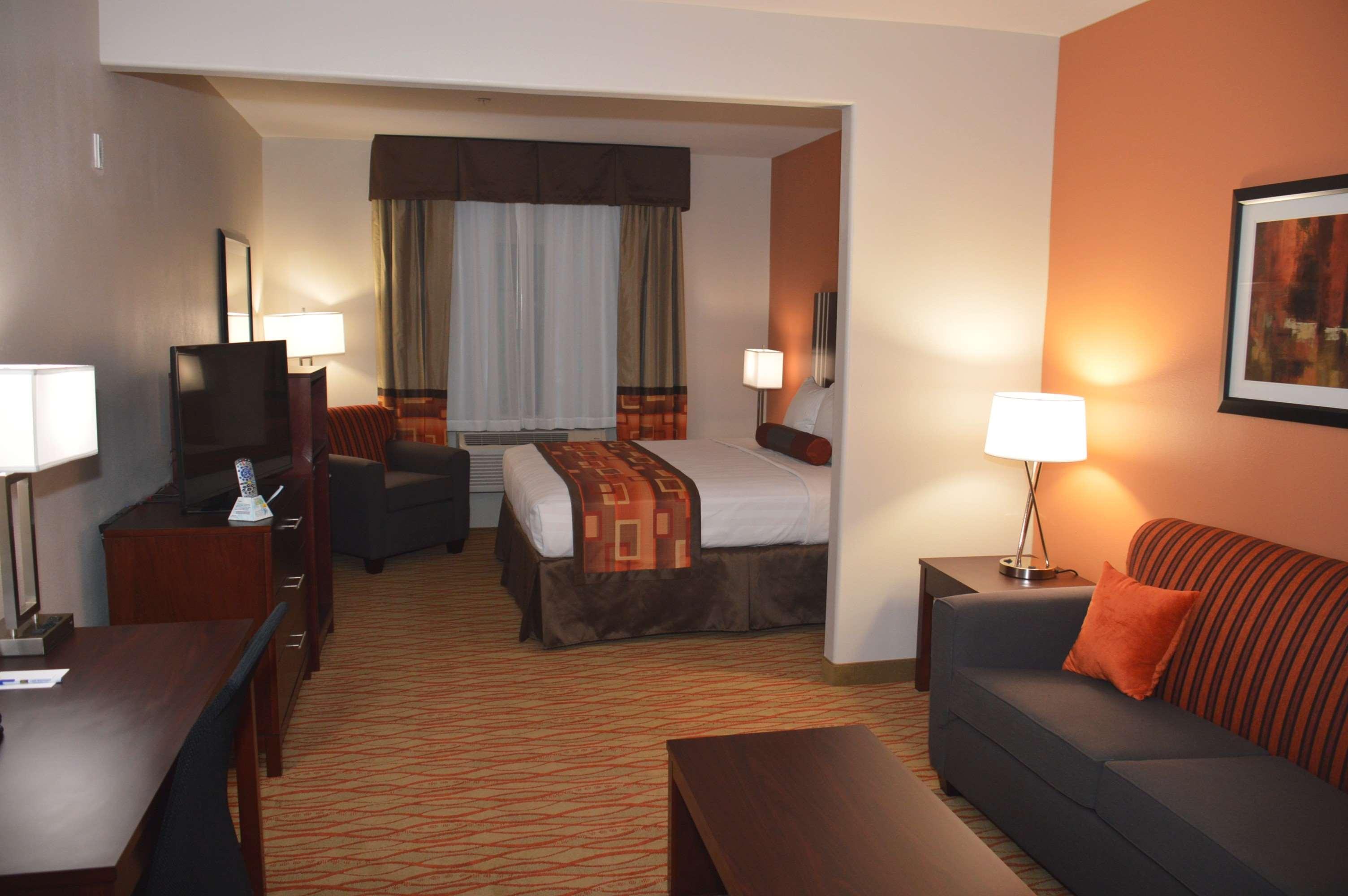 Best Western Plus Spring Inn & Suites Luaran gambar