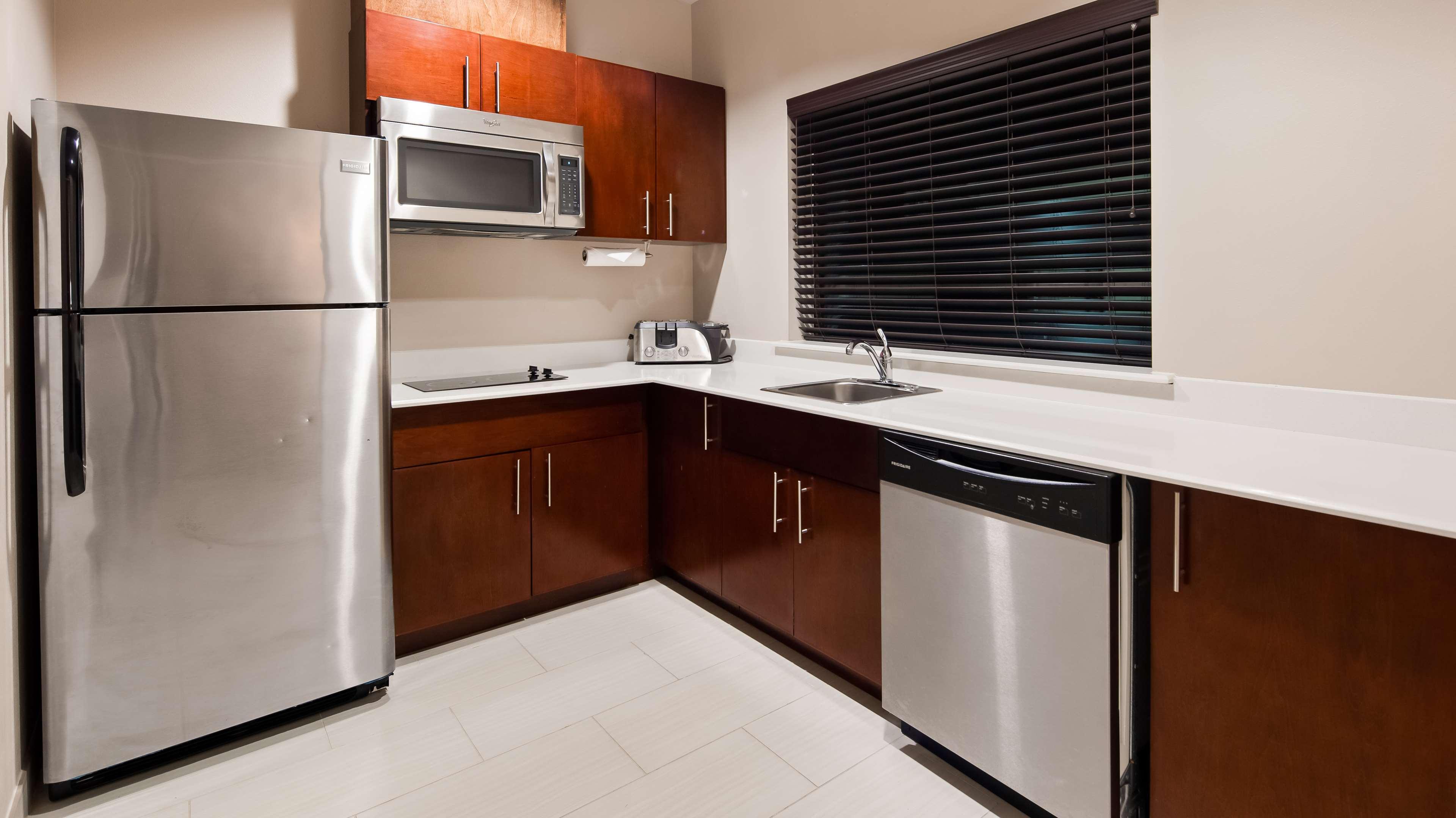 Best Western Plus Spring Inn & Suites Luaran gambar