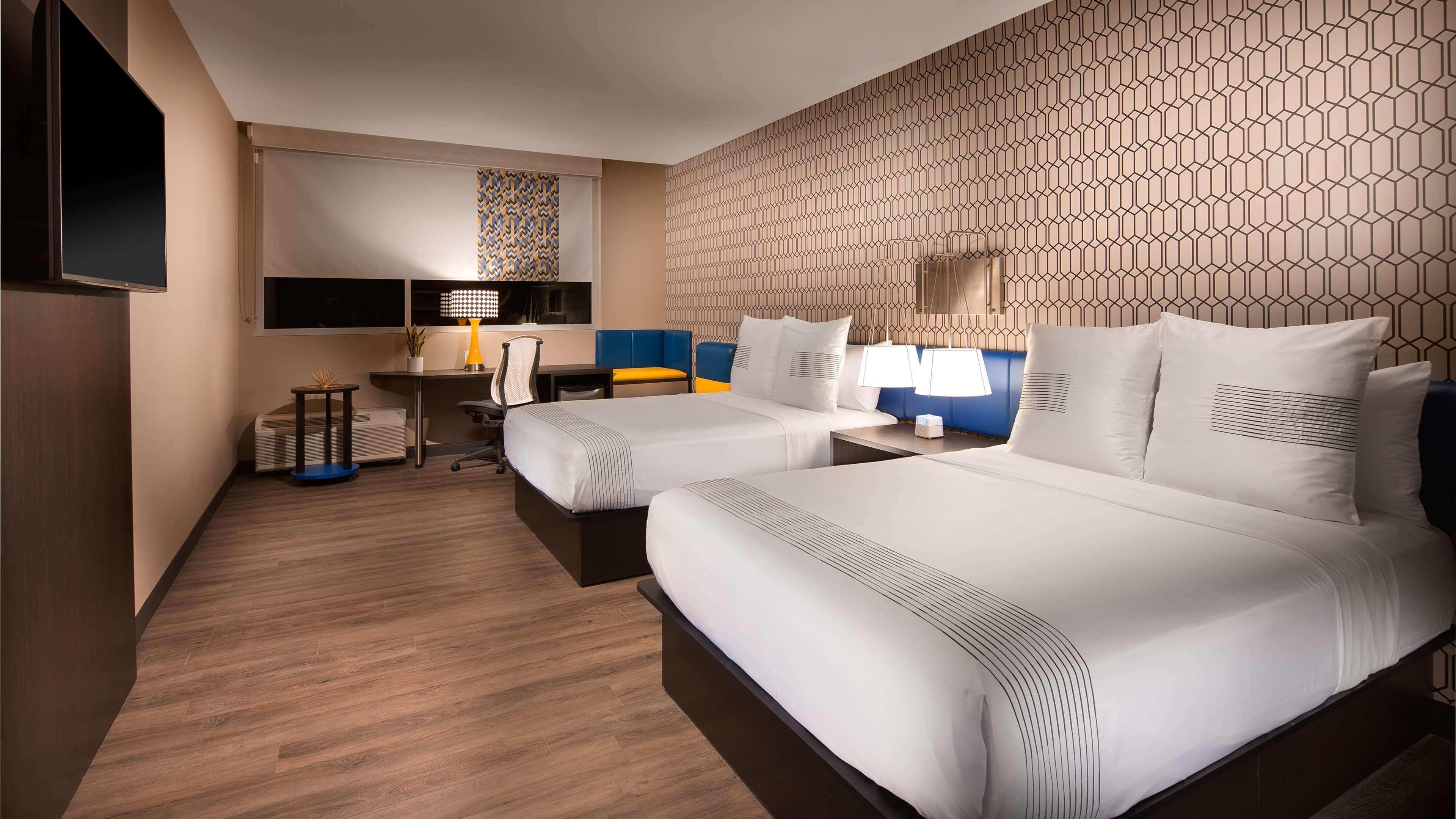 Best Western Plus Spring Inn & Suites Luaran gambar