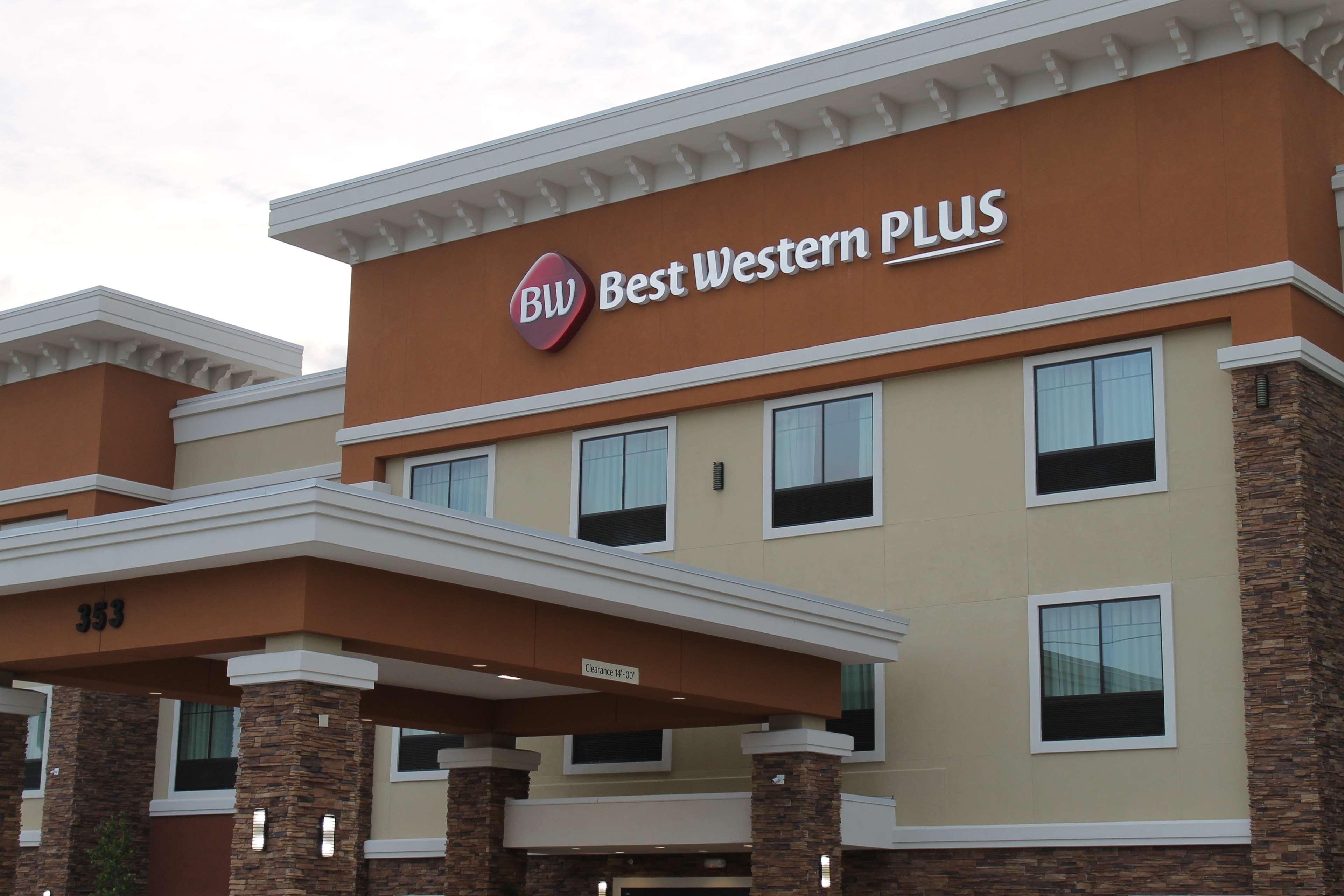 Best Western Plus Spring Inn & Suites Luaran gambar